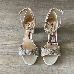 Badgley Mischka Embellished ankle strap and Ivory color size 7.5